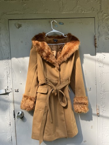 Vtg faux fur tan camel - tan,,