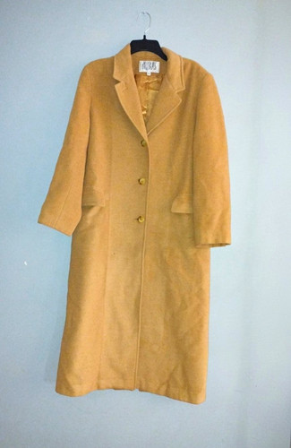Bill blass signature - blass, camel